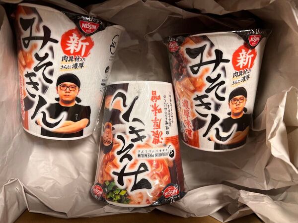 日清食品 みそきん 濃厚味噌ラーメン 3個セット 食べ比べ