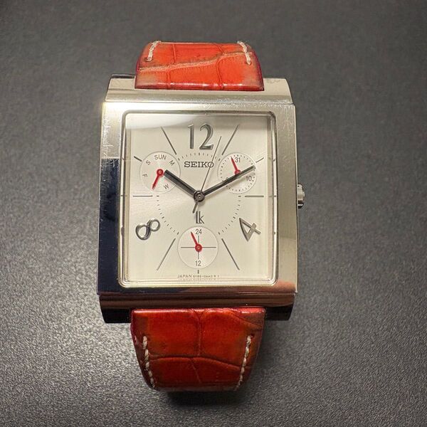 希少 SEIKO ルキア クォーツ腕時計