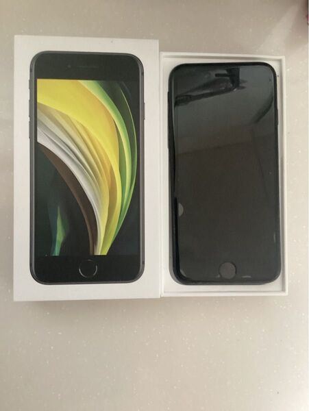 iPhone SE 第二世代 SIMフリー ブラック 64GB