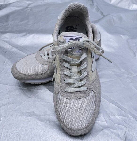 ニューバランス New Balance スニーカー WL220WT