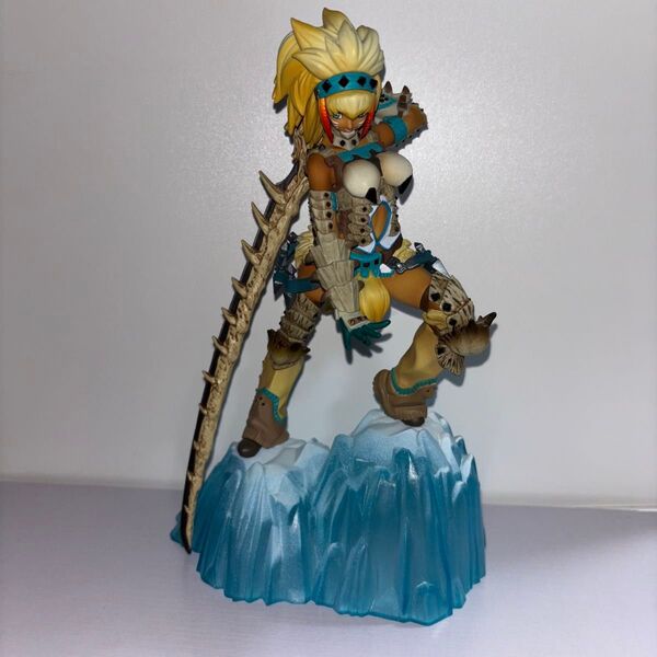 モンスターハンター DXハンターフィギュア ベリオシリーズ 女剣士