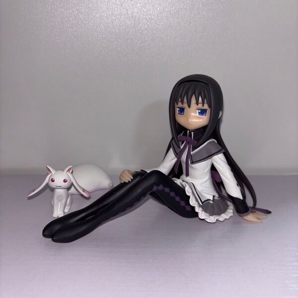 魔法少女まどか☆マギカ HGフィギュア 暁美ほむら まどマギ