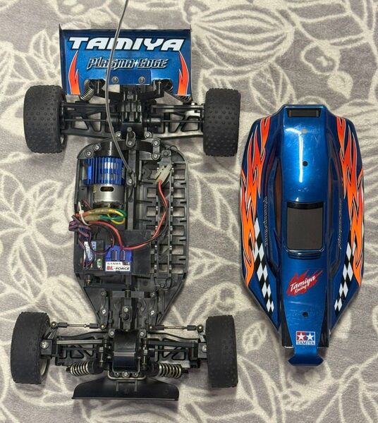 タミヤ DF02 おまけバッテリー付
