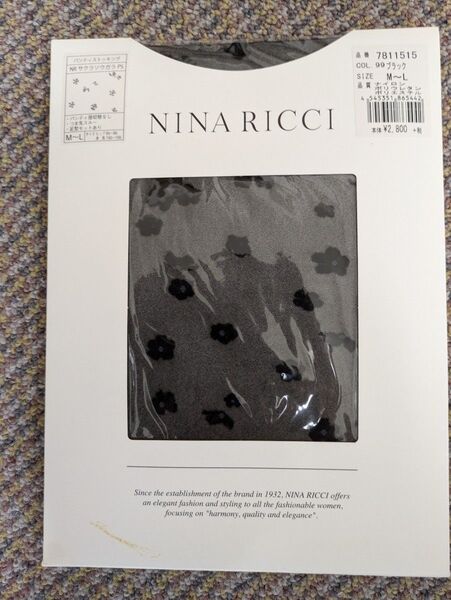 ☆新品☆ニナリッチNINA RICCI 花柄ストッキング☆ M-L☆ブラック