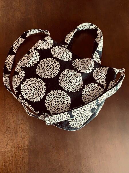 北欧 サークルフラワー 小花柄 ハンドメイド グラウニーバッグ