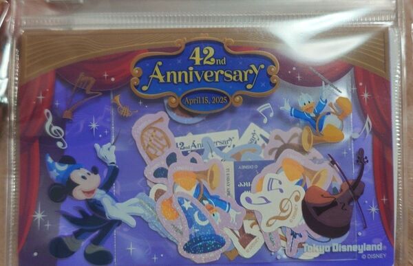 東京ディズニーランド 42周年 シールケース付き 18周年ピンバッジ ミッキー 東京ディズニーシー 20周年 ミニーピンバッジ
