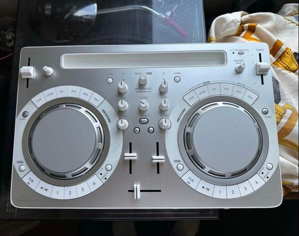 【最終値下げ】Pioneer DJ DDJ-WeGO4-W 2020年製DJコントローラー