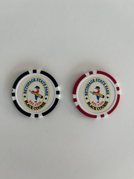 Bethpage state park black course、カジノチップマーカー、2枚組(黒、赤)、未使用品