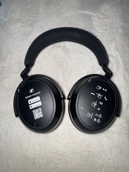 ワイヤレスヘッドホン MOMENTUM 4 Wireless Black Sennheiser