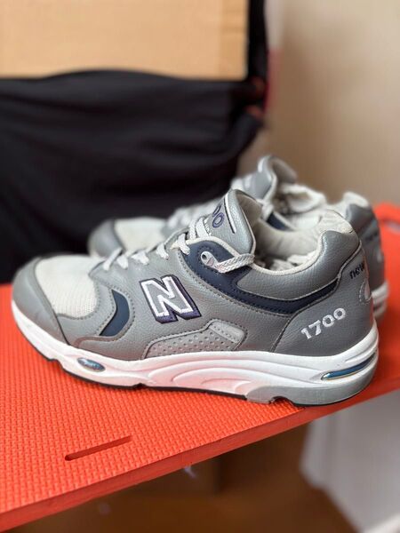 M1700 GRA GRAY ニューバランス 27.5センチ NEW balance USA製