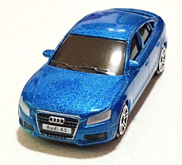 Audi A5 SPORTBACK ルース トミカサイズ B-6