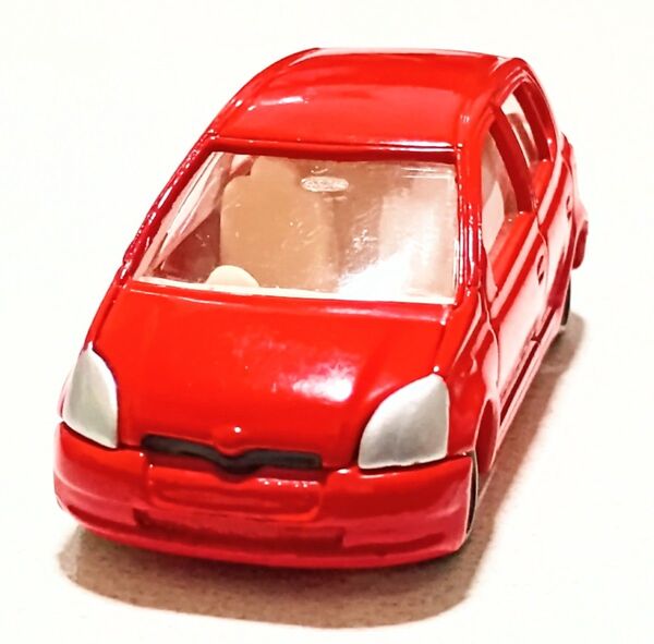 トミカ No.110 ヴィッツ 1999年 ルース A-A