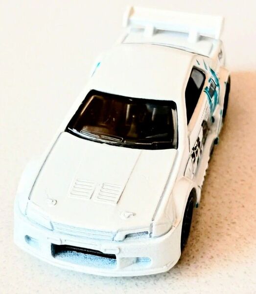 ホットウィール 日産 スカイライン GT-R R32
