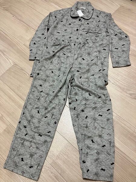 新品未使用 パジャマ レディース ソフトキルティング ルームウェア ナイトウェア 長袖 部屋着 長ズボン 上下セット Mサイズ