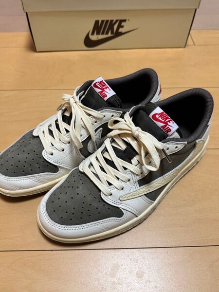 NIKE AIR JORDAN 1 LOW OG リバースモカ トラヴィス