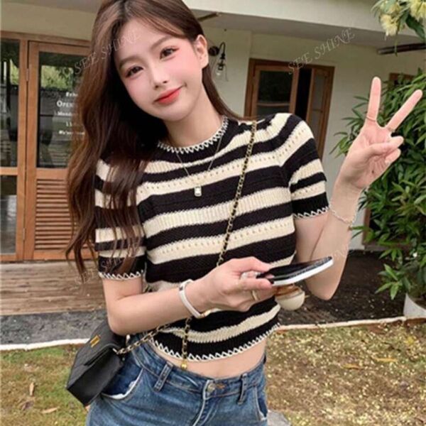 新品 ショート丈トップス ニットトップス ボーダー へそだし 韓国 かわいい おしゃれ 半袖 夏 クロップド