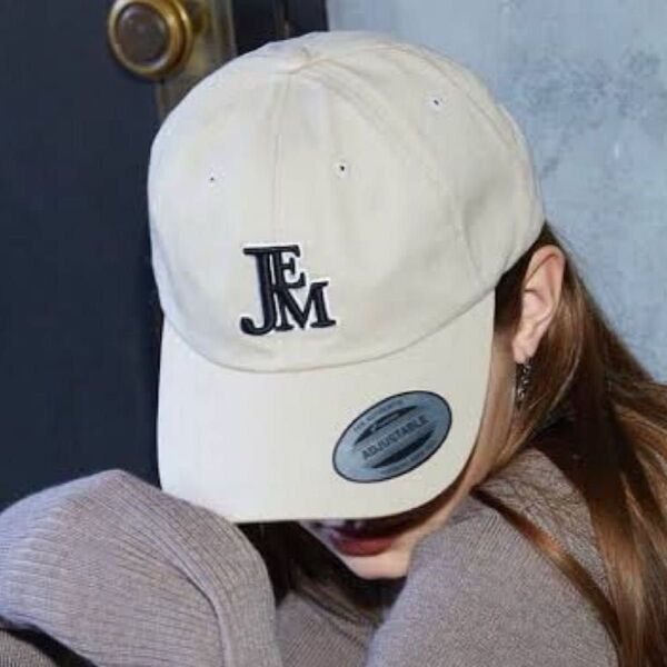 当日配送! JUEMI ジュエミ キャップ ベージュ ニューエラ 帽子 CAP MOUSSY ZARA EMODA EVRIS
