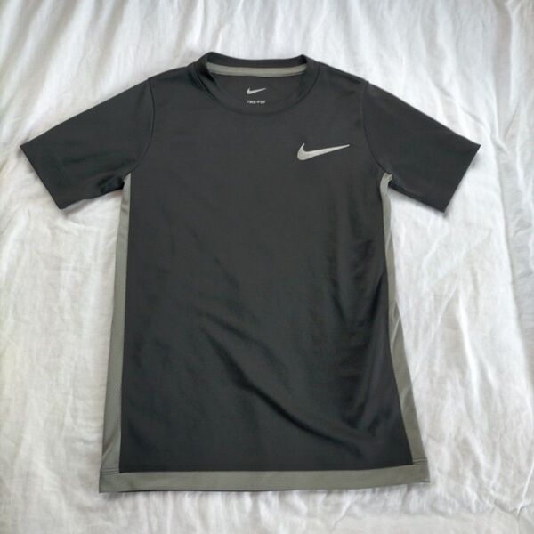 NIKE Dri-FIT Tシャツ 訳あり