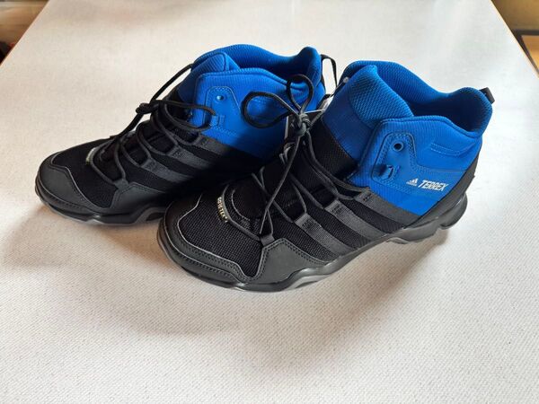 (未使用品)adidas TERREX AX2R MID GTX トレッキングシューズ 27.0