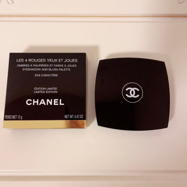 シャネル CHANEL アイ&チークカラー 箱付き