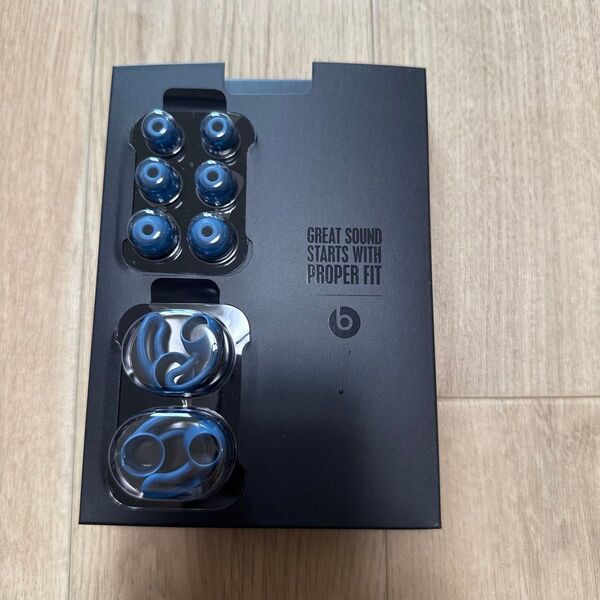 美品 Beatsx by dr.dre イヤーチップ 青 lightning充電ケーブル付き