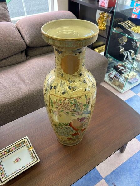 薩摩焼 在銘 栄盛窯 瀧山作 高さ約60cm 金襴手群鶴地紋花鳥細密絵付 大型 花瓶 飾壺 金彩 鶴 花器 花入