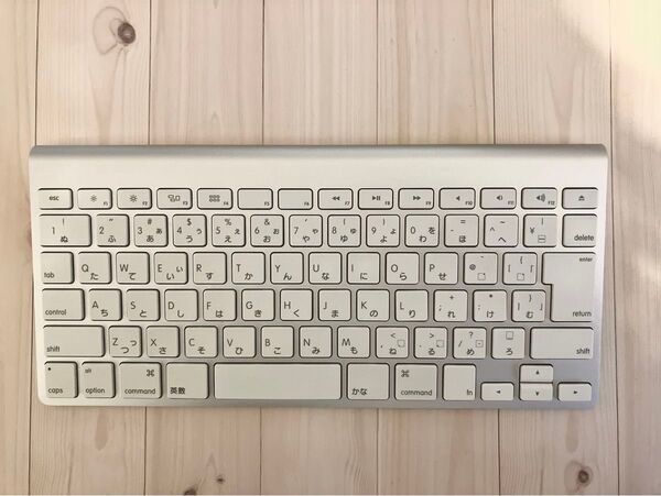Apple 純正ワイヤレスキーボード A1314
