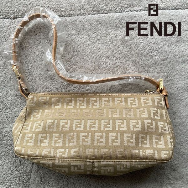 美品 FENDI フェンディ アクセサリーポーチ ショルダーバッグ ワンショルダー ズッキーノ FFロゴ 総柄 希少カラー