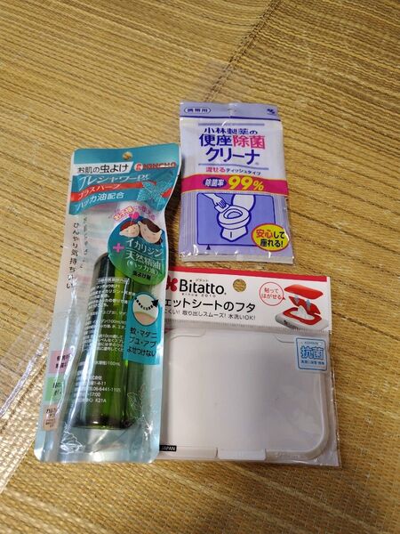 小林製薬 便座除菌クリーナ 携帯用ティッシュタイプ 10枚入 × 1、イカリジン虫よけ、ウェットてぃッシュふた スプレータイプ