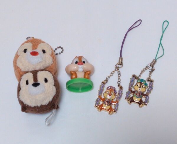 ディズニー チップとデール キーホルダー フィギュア ぬいぐるみ