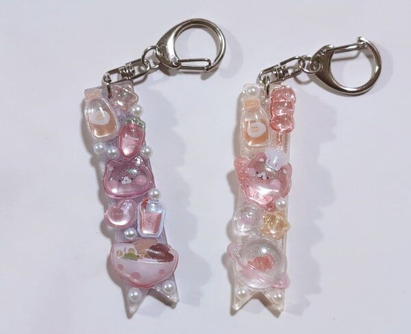 ぷくぷくシール キーホルダー ピンク イエロー ハンドメイド レジン 2個セット