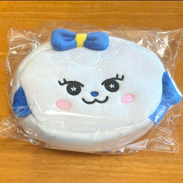 niziu ニナ NIZOO ポップアップ ポップアップストア キナ ポーチ