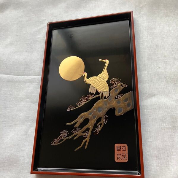漆塗り (秋田県湯沢市・川連塗り伝統工芸品)手書き蒔絵・鶴・月・松の絵 お盆 金蒔絵