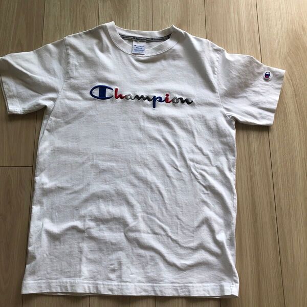 Champion Tシャツ ワンポイントロゴ 刺繍ロゴ ホワイト Mサイズ