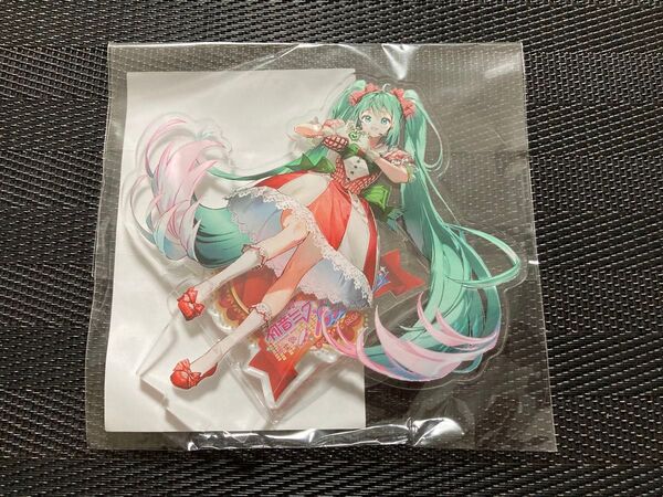 セガラッキーくじ オンライン 初音ミク オシャレ魔女 ラブandベリー C賞 アクリルスタンド ラブリーストロベリー