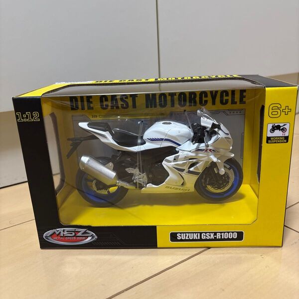 SUZUKI GSX-R1000 1/12ダイキャストモデル