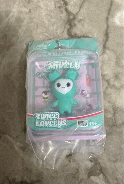 TWICE LOVELYS ブリスターマスコットチャーム MIVELY MINA ミナ ガチャガチャ