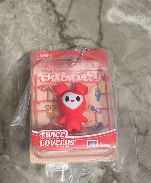 TWICE LOVELYS ブリスターマスコットチャーム CHAENGVELY CHAEYOUNG チェヨン ガチャガチャ