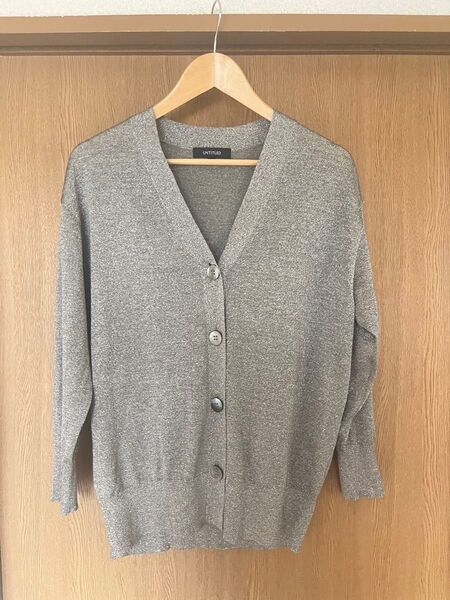 【美品】ラメ入り UNTITLED グレーカーディガン