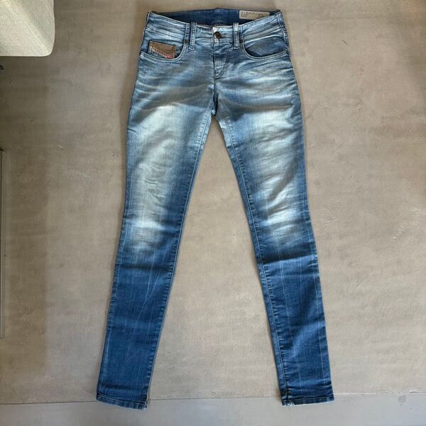 DIESEL デニムパンツ W25 L32 ブルー