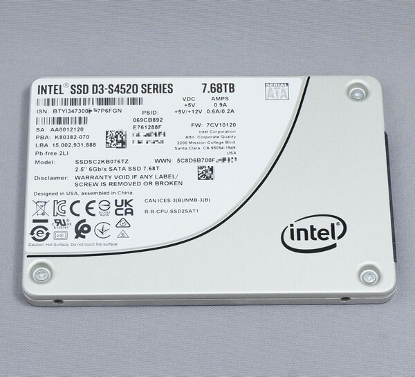 Intel SSD D3-S4520 7.68TB 2.5インチ SATA6.0Gbps