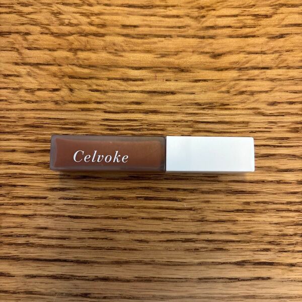 Celvoke リップグロス 04 エンスロールマットリップス