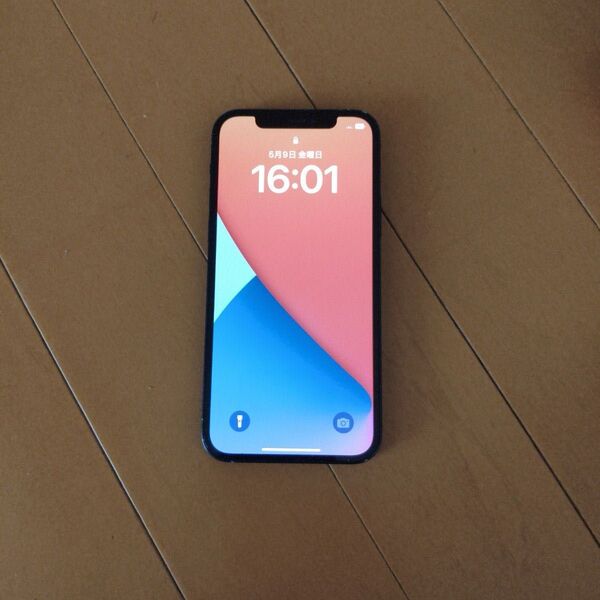 Apple iPhone 12 ブラック64gb SIMフリー