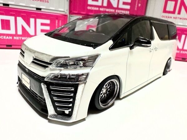 非売品 30系 ヴェルファイア 1/30 BBS ホイール改 白x黒 カラーサンプル ミニカー AGH30 GGH30 AYH30