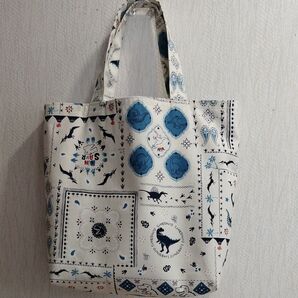 小さめトートバッグ ハンドメイド 恐竜 白