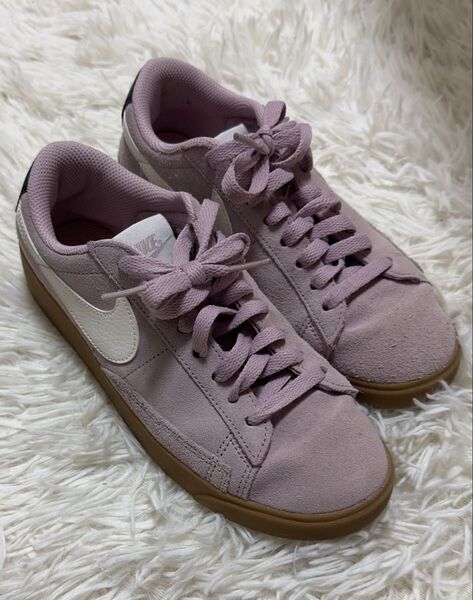 NIKE スニーカー 23cm