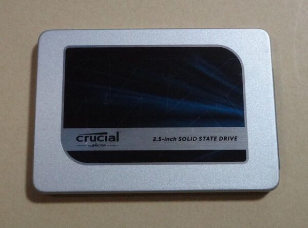 Crucial MX300 2.5 SSD 525GB①