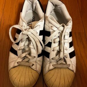 adidas スーパースター スニーカー 白黒