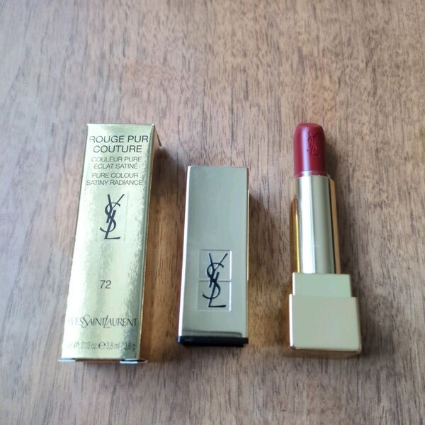 イヴサンローラン ルージュピュールクチュール No.72 ルージュ ヴィニル YSL 口紅 リップスティック
