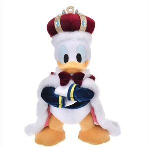 ドナルド誕生日 ぬいぐるみ ディズニーストア バースデー Disney store the king